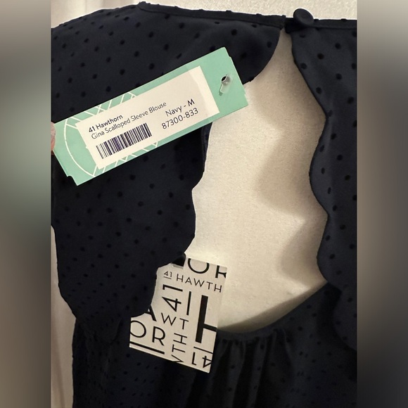 41Hawthorn Gina Scalloped Blouse Navy Polka Dot size Medium NWT - Picture 3 of 4